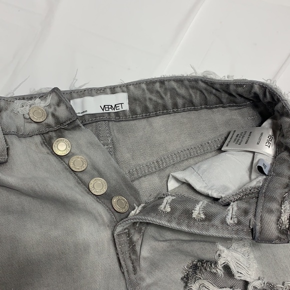 WOMEN’S Vervet Gray High waisted Button Fly distressed shorts Size XXS - Picture 3 of 4